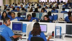 లక్షల జీతం, సరదా చేసే ఉద్యోగం కావాలా ? ప్రపంచంలో బెస్ట్  ఉద్యోగాల లిస్ట్ వచ్చేసింది.. 