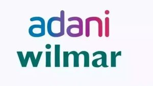 అదానీ విల్మార్ బుట్టలోకి మరో కంపెనీ.. పికిల్  కంపెనీతో భారీ డీల్ ఫిక్స్..  