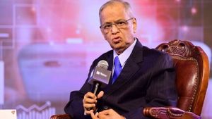 Infosys Murthy: ప్లీజ్ ఉద్యోగులను మనుషుల్లా చూడండి.. నారాయణమూర్తి కీలక కామెంట్స్..!!