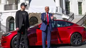 Donald Trump: ఎలన్ మస్క్ కి ట్రంప్ సపోర్ట్.. కొత్త కారు కొనటంతో పాటు కీలక వ్యాఖ్యలు.. 