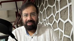 దుర్భరంగా బెంగళూరు.. హర్ష గోయెంకా సంచలన కామెంట్స్, ఐటీ ఉద్యోగులు..