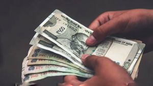 రూ.500 నోట్లకు ఏమైంది.. ఇక ఎటిఎంలలో 100, 200 నోట్లు.. RBI కీలక నిర్ణయం.. 