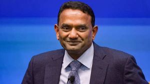 ఉద్యోగులందరి జీతాలు కలిపినా ఆయన జీతంలో ఓ మూలకు రావు.. షాకిస్తున్న టాటా సీఈఓ కృతివాసన్ జీతం