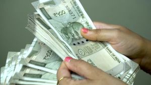 ఈ బిజినెస్  చేస్తే మీకు లక్షల్లో ఆదాయం..బ్యాంక్ లోన్‌కు ఎటువంటి గ్యారంటీ అవసరం లేదు..