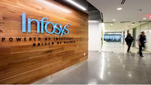 ఇన్ఫోసిస్ ఉద్యోగుల జీతాలు చూస్తే కళ్ళు బైర్లు కమ్మాల్సిందే.. ఏకంగా కోటి రూపాయలకు పైగానే..