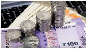 కొత్త ఉద్యోగులకు రూ 15,000 ప్రోత్సాహం: PM-VBRY పథకం విశేషాలు