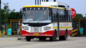 ఈ రూట్లో మహిళలకు ఉచిత బస్సు ప్రయాణం కట్..ఎవరైనా టికెట్ తీసుకోవాల్సిందే.. స్పష్టం చేసిన ఏపీ ప్రభుత్వం 