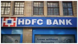 సేవింగ్స్ ఖాతాదారులకు షాక్.. హెచ్‌డీఎఫ్‌సీ బ్యాంక్ కూడా మినిమం బ్యాలెన్స్ పెంచింది