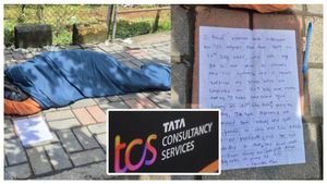 జీతం రాక… అద్దె కట్టలేక… చివరికి ఫుట్‌పాత్‌నే ఆశ్రయంగా చేసుకున్న TCS ఉద్యోగి