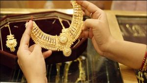 9K Goldని ఎగబడి కొంటున్నారు, పుల్లు డిమాండ్ దీనికే.. 9 క్యారెట్లకు 24 క్యారెట్లకు తేడా కూడా కొంచెమే..  