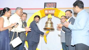 స్టాక్ మార్కెట్‌లోకి ఎంట్రీ ఇచ్చిన బాలయ్య, NSE లో గంట మోగించిన తొలి దక్షిణాది నటుడిగా సరికొత్త రికార్డు  