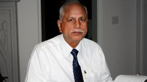 రైతు కొడుకు నుండి ప్రపంచ స్థాయి వ్యాపారవేత్త దాకా.. నీ మట్టికోసం ఏదైనా చేయలేవా అనే ఒక్క ప్రశ్నతో..