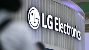 బజాజ్ హౌసింగ్ ఫైనాన్స్ రికార్డును కూడా దాటేసిన LG IPO... రూ. 4.39 లక్షల కోట్ల బిడ్స్‌తో పెట్టుబడిదారుల హడావిడి