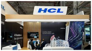 Infosys, TCSతో పోలిస్తే HCL Tech Q2 ఫలితాలు ఎందుకు స్పెషల్? ఈ వృద్దికి కారణం ఏంటో తెలుసా?