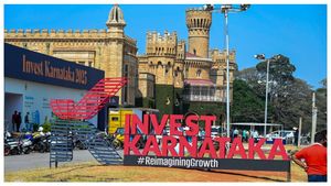 కర్ణాటక టెక్ హబ్ అయినా ఎందుకు పెట్టుబడిదారులు వెనక్కు తగ్గుతున్నారు? కారణం ఇదే!