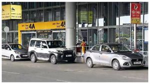 హైదరాబాద్ ఎయిర్‌పోర్ట్ రైడ్ ఒక్క 35 కిమీకి రూ. 5,000... ప్రయాణికులు షాక్‌కి గురి!