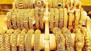 బంగారం ధరలు పరుగో పరుగో.. తొలిసారిగా 3,900 డాలర్లు దాటిన ఔన్సు పసిడి ధర