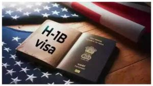 ట్రంప్ లక్ష డాలర్ల వీసా ఫీజుపై బిగ్ షాక్.. అమెరికా కోర్టులో కేసు.. ఎవరు వేశారంటే..