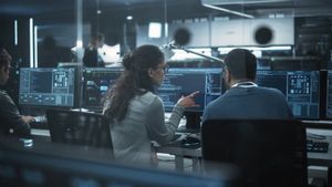 దేశంలో 13 లక్షల కొత్త ఉద్యోగాలు.. అది కూడా చిన్న నగరాల్లో.. GCCలపై NLB సర్వీసెస్ సంచలన నివేదిక