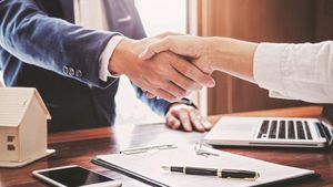 కేంద్రం మరో సంచలన నిర్ణయం.. మూడు ప్రభుత్వ రంగ జనరల్ ఇన్సూరెన్స్ కంపెనీలు విలీనం దిశగా.. 