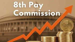 8th pay commission: కేంద్ర ప్రభుత్వ ఉద్యోగులకు గుడ్‌న్యూస్! 8వ వేతన సంఘంపై బిగ్ అప్‌డేట్!