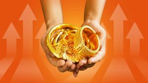 గోల్డ్ లోన్ కోసం చూస్తున్నారా? తక్కువ వడ్డీకి లోన్ ఇచ్చే బ్యాంకులు ఇవే..