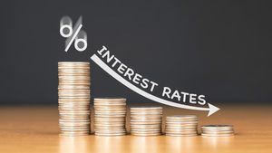 సామాన్యులకు శుభవార్త!  పడిపోతున్న ఇన్‌ఫ్లేషన్..  మీ EMI లు మరింత తగ్గుతాయా?