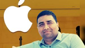 సత్తా చాటిన భారతీయుడు! యాపిల్ కొత్త వైస్ ప్రెసిడెంట్‌గా అమర్ సుబ్రమణ్య! ఇతను ఎవరంటే..