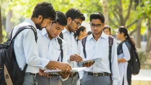 బీటెక్‌లో CSE కి తగ్గుతున్న డిమాండ్! ఇప్పుడు టెక్ కంపెనీల చూపంతా ఈ బ్రాంచ్ మీదే!