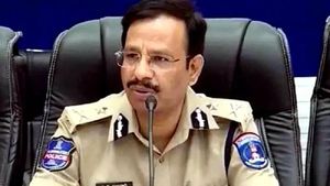 మద్యం తాగి వాహనం నడిపితే రూ. 10 వేలు జరిమానా.. ఆరు నెలలు జైలు శిక్ష.. హైదరాబాద్‌లో న్యూఇయర్ రూల్స్ ఇవిగో..