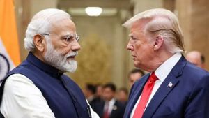 మోదీ చాలా పాపులర్ ట్రంప్ ఓ డమ్మీ.. అమెరికా నిపుణుడి ఘాటు వ్యాఖ్యలు..వెనిజులా చర్యపై ఇంకా ఏమన్నారంటే..