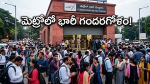 కబ్బన్ పార్క్ మెట్రోలో అంధకారం.. ఆఫీసులకు వెళ్లే ప్రయాణికులకు చుక్కలే!