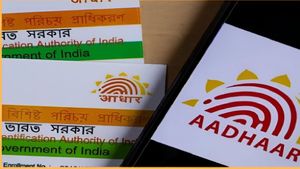  Aahaar: వయస్సు నిర్ధారించడానికి ఆధార్ ఒక్కటే ప్రామాణికం కాదన్న హైకోర్టు..