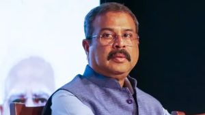  ధర్మేంద్ర ప్రధాన్ ఆస్తుల చిట్టా ఇదిగో.. ఉన్న డబ్బంతా ఎక్కడ పెట్టుబడి పెట్టారో తెలుసా.. 