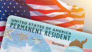 Green Card: అమెరికాలో 7 సంవత్సరాలు ఉంటే గ్రీన్ కార్డు.. కీలక బిల్లు..!