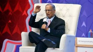 Narayana Murthy: రెండు కంపెనీల్లో పెట్టుబడి పెట్టిన నారాయణ మూర్తి క్యాటమరన్ వెంచర్స్..