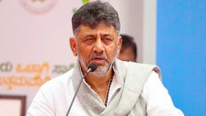 Karnataka: సీఎంగా నెల రోజులు పూర్తి చేసుకున్న డీకే శివకుమార్.. పాలన ఎలా ఉందంటే..!