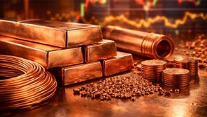 Metals: బంగారం, వెండి తర్వాత ఆ లోహానిదే హవా.. ఇప్పుడే కొనుగోలు చేయాలా..!