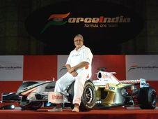 ಗೂಳಿ ಗುದ್ದಿದರೂ ಮೆಲ್ಲನೆ ನಕ್ಕ ವಿಜಯ ಮಲ್ಯ