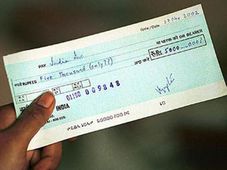 ನಿಲ್ಲಿ... ಚೆಕ್ ಬರೆಯುವ ಮುನ್ನ ಇಲ್ಲೊಮ್ಮೆ ನೋಡಿ 