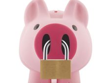 ಬ್ಯಾಂಕ್ ಖಾತೆ ಮುಚ್ಚುವ ಮುನ್ನ ಇಲ್ಲೊಮ್ಮೆ ನೋಡಿ...