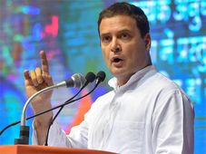 ಜಿಎಸ್ ಟಿ ಜಾರಿ ಕ್ರಮಕ್ಕೆ ಕೇಂದ್ರ ಸರ್ಕಾರದ ಜನ್ಮ ಜಾಲಾಡಿದ ರಾಹುಲ್ ಗಾಂಧಿ