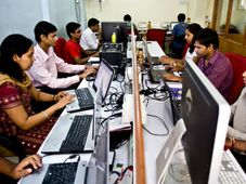 ವೇತನ ಪಡೆಯುವ ಉದ್ಯೋಗಿಗಳೇ ಈ 10 ಪ್ರಯೋಜನಗಳನ್ನು ನಿಮ್ಮದಾಗಿಸಿ