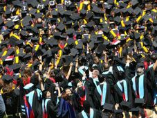 ಕೆಲಸ ಹುಡುಕುತ್ತಿದ್ದಿರಾ? ಹಾಗಿದ್ದರೆ ಈ 8 ನಗರಗಳೇ ಬೆಸ್ಟ್