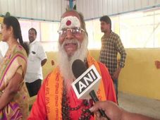 73 ವರ್ಷದ ಭಿಕ್ಷುಕ ಯದಿ ರೆಡ್ಡಿ ದೇವಾಲಯಕ್ಕೆ ದಾನ ಮಾಡಿದ ಮೊತ್ತ ಎಷ್ಟು ಗೊತ್ತಾ?