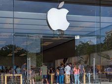 ಯು.ಎಸ್. ಷೇರು ಮಾರುಕಟ್ಟೆಯಲ್ಲಿ ಯಾವ ಕಂಪೆನಿಯೂ ಮಾಡದ ದಾಖಲೆ ಬರೆದ ಆಪಲ್