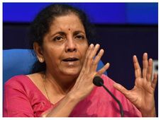 12 ಸಾರ್ವಜನಿಕ ವಲಯದ ಬ್ಯಾಂಕ್‌ಗಳ ಖಾಸಗೀಕರಣ: ಮೊದಲ ಪಟ್ಟಿ ಸಲ್ಲಿಕೆ