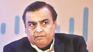 RILನಿಂದ 100 ಬಿಲಿಯನ್ ಡಾಲರ್‌ಗಿಂತ ಹೆಚ್ಚಿನ ವಾರ್ಷಿಕ ವರಮಾನ