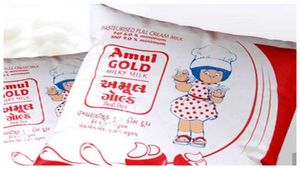  ಅಮುಲ್ ಹಾಲಿನ ದರ ಮತ್ತೆ 3 ರೂ ಏರಿಕೆ, ನೂತನ ದರ ಪರಿಶೀಲಿಸಿ