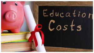  Educational Loan: ಶಿಕ್ಷಣ ಸಾಲ ಎಲ್ಲಿ ಬೆಸ್ಟ್, ಬ್ಯಾಂಕ್‌ಗಳ ಬಡ್ಡಿದರ, ಅರ್ಹತೆ ಪರಿಶೀಲಿಸಿ